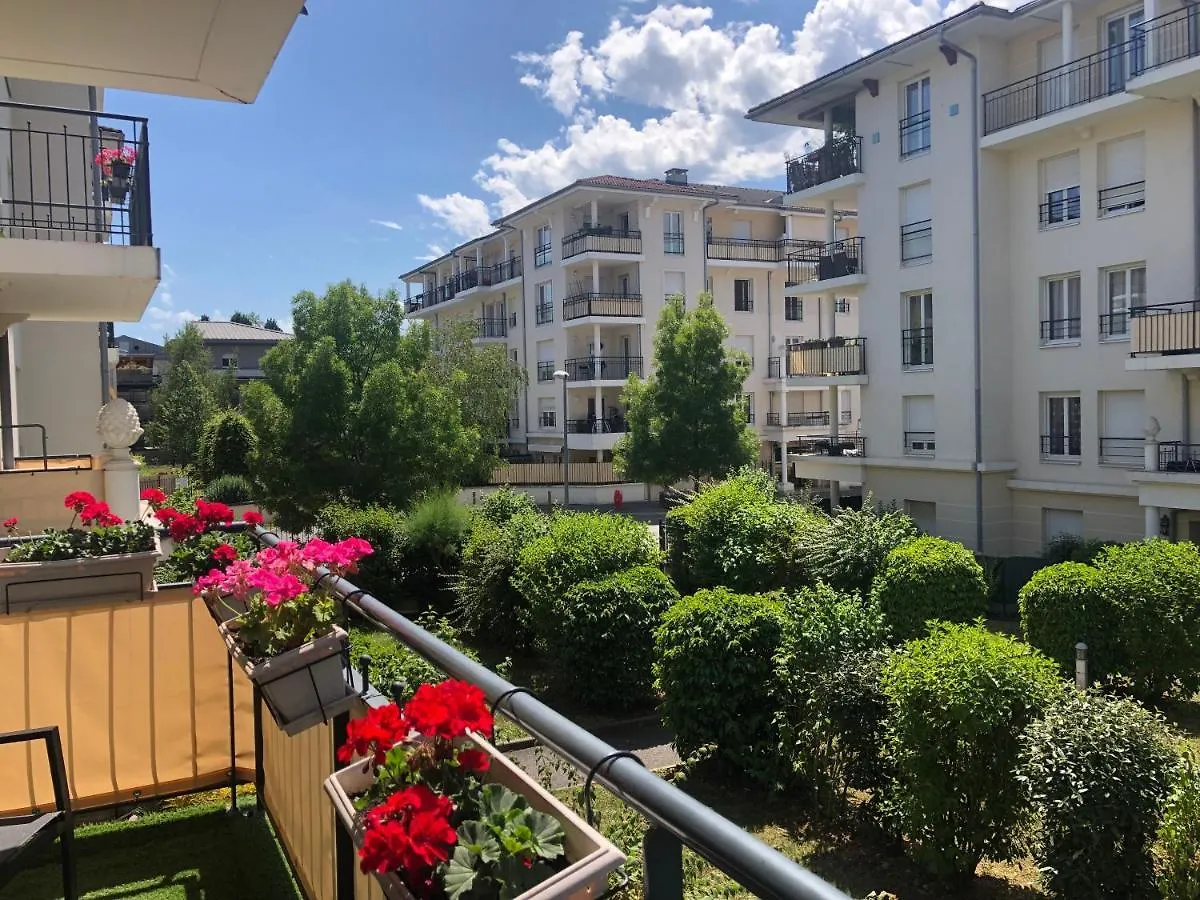 Beautiful Apartment Near Geneva Saint-Julien-en-Genevois 0*,