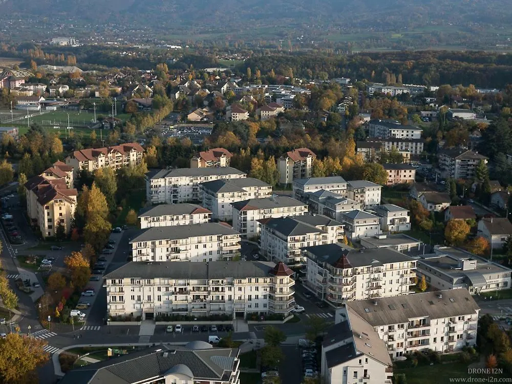 Beautiful Apartment Near Geneva Saint-Julien-en-Genevois 0*,  France
